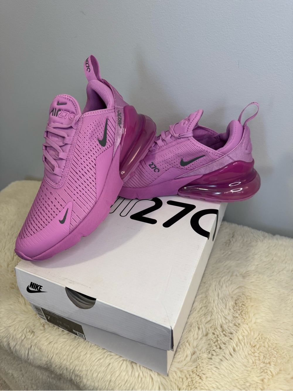 Nike Women’s Air Max 270 Sneakers - Pink